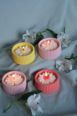 Add Elegance to Your Home &ndash; Buy Decorative Candles Online & Shop Handmade Candles
