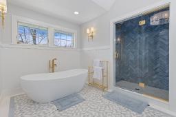 Which Contractors Offer Comprehensive Bathroom Renovations in Westchester?