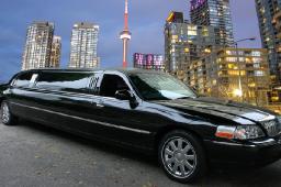  Timeless Elegance: The Definitive Black Car Service Toronto Relies Upon with limousineservicetoronto
