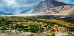 Best Tour Operators for Leh Ladakh: Explore the Himalayas with Expertly Crafted Holiday Packages and Motorbike Tours