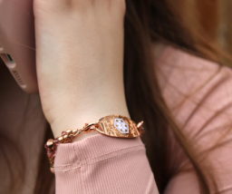 How Medical Alert Necklaces Help Save Lives