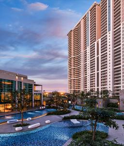 Experience Unmatched Luxury at DLF The Crest, Sector 54, Gurgaon