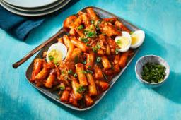 The Ultimate Tteokbokki Recipe: A Taste of Korea at Home