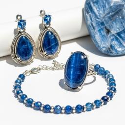 The Science Behind Kyanite Colour in Manganese Marvel