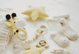 Everything You Need to Know About Pacifier Clips