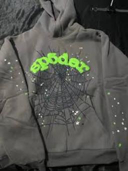 Oversized Urban Spider Hoodie – Chill in Style