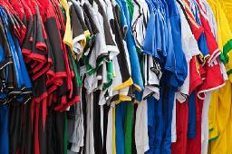 Sports Gear Guide: Soccer Kits and Cricket Kits