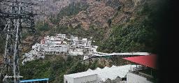 Explore the Spiritual Beauty with Vaishno Devi and Patnitop Tour