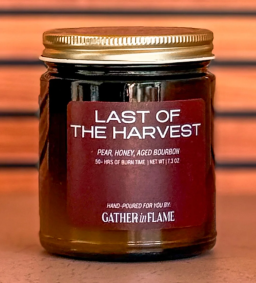 Cozy Vibes & Crackling Sounds: Why Wood Wick Candles Are a Fangirl’s Favorite 