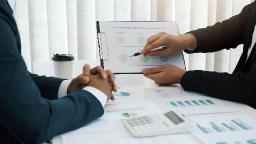 Why Every Entrepreneur Should Invest In Bookkeeping Services?