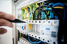 Why Hiring a Professional Electrical Contractor in Houston Matters?